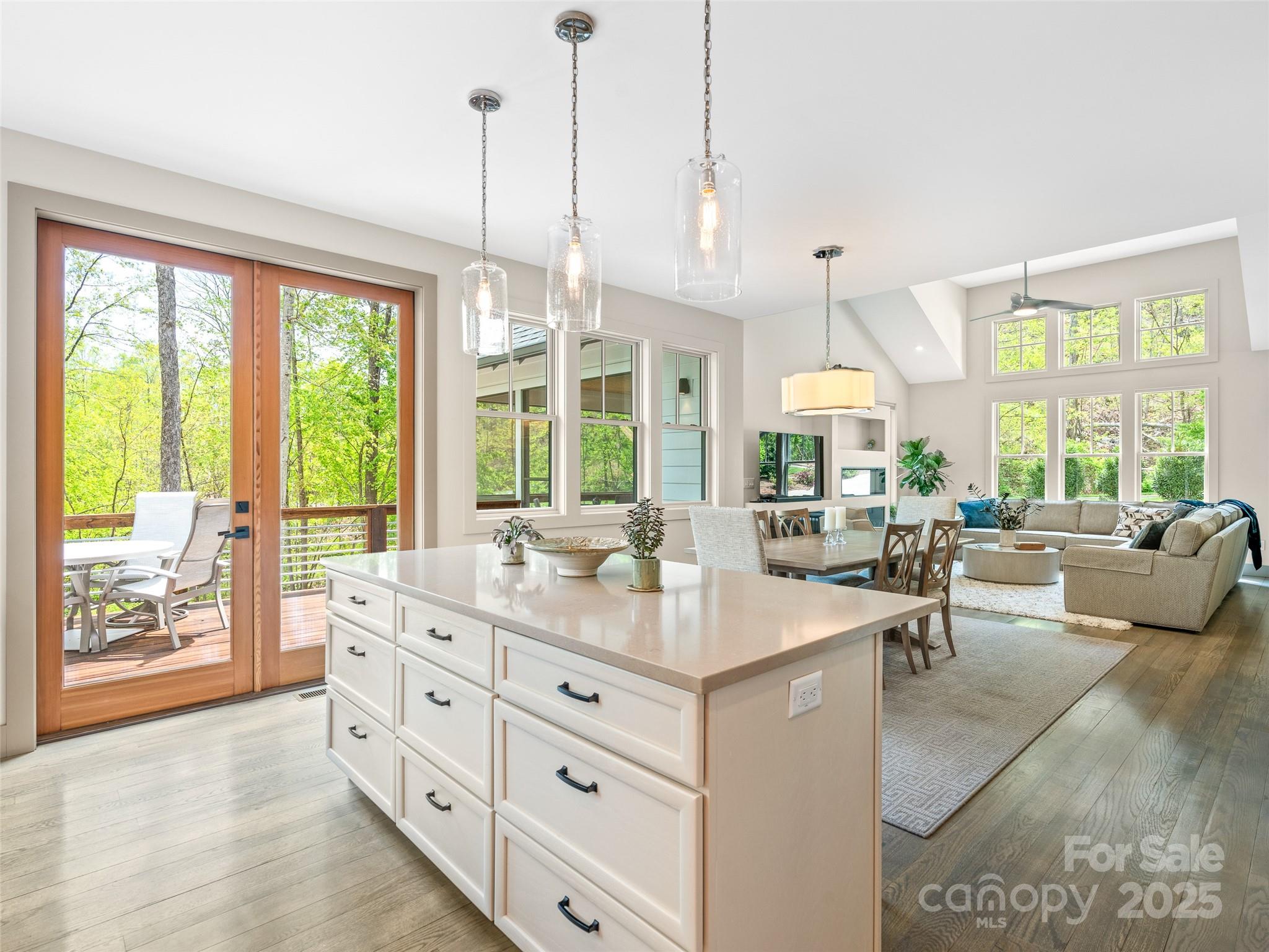 9 La Grange Drive