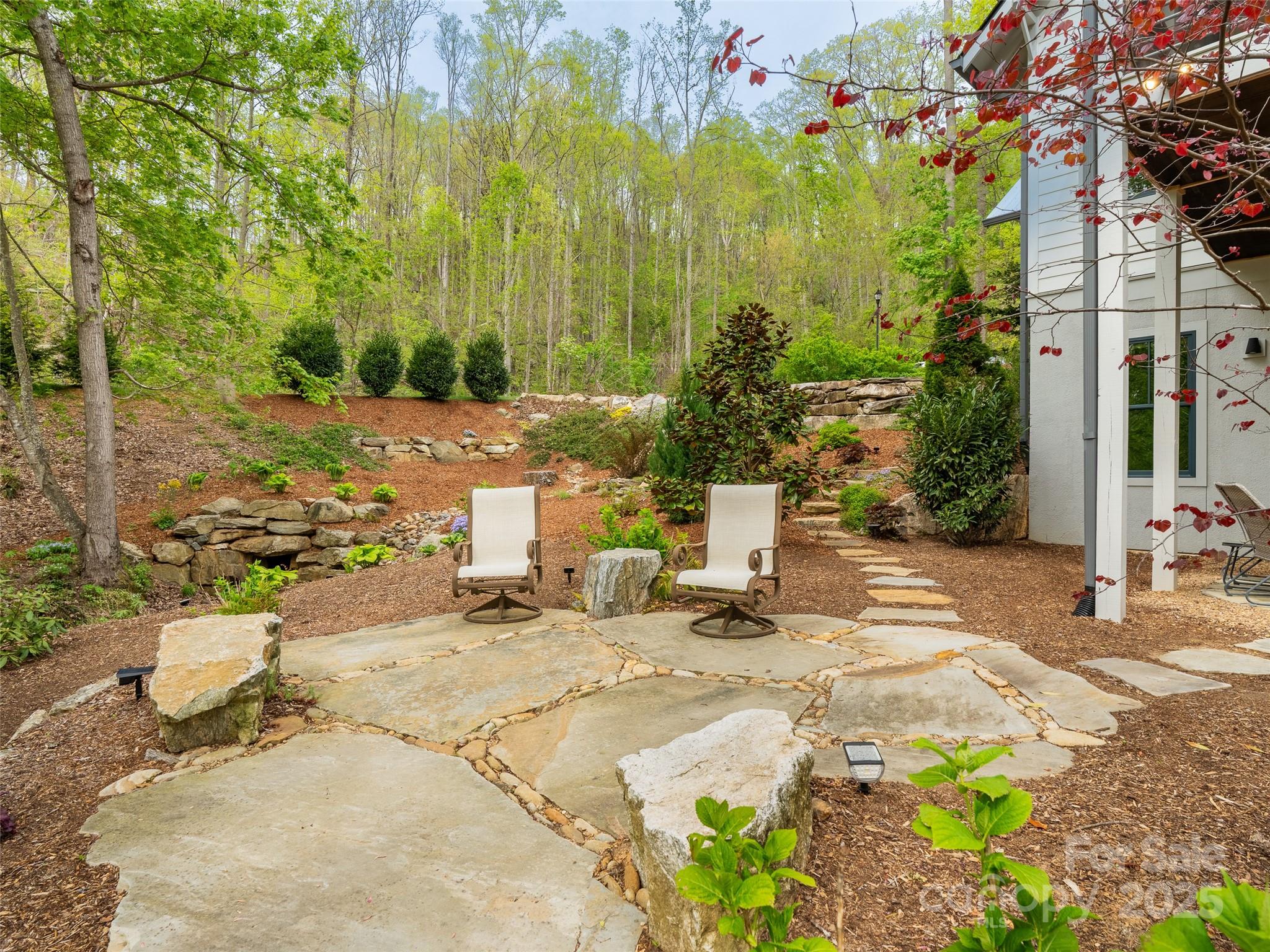 9 La Grange Drive