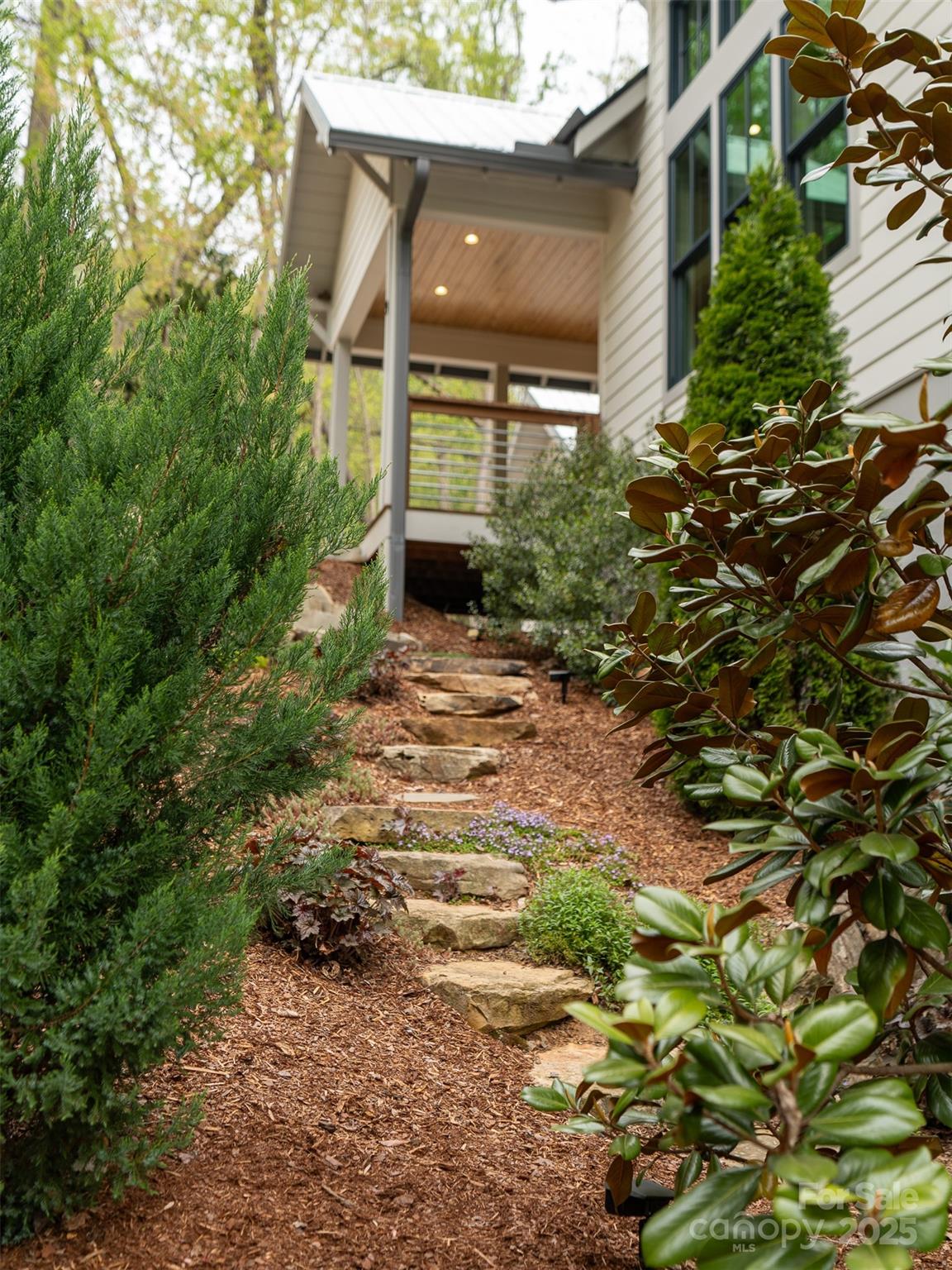 9 La Grange Drive