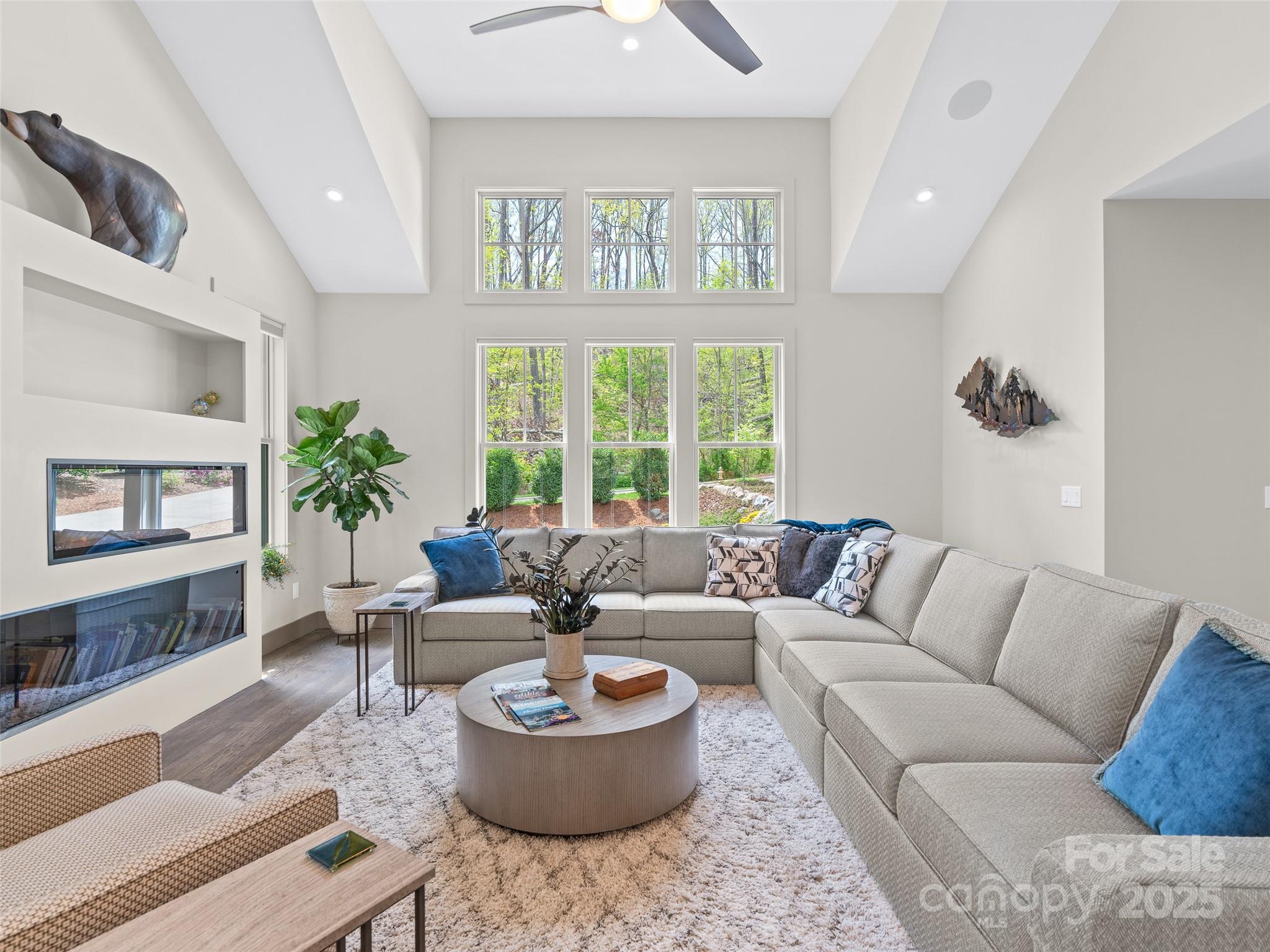 9 La Grange Drive