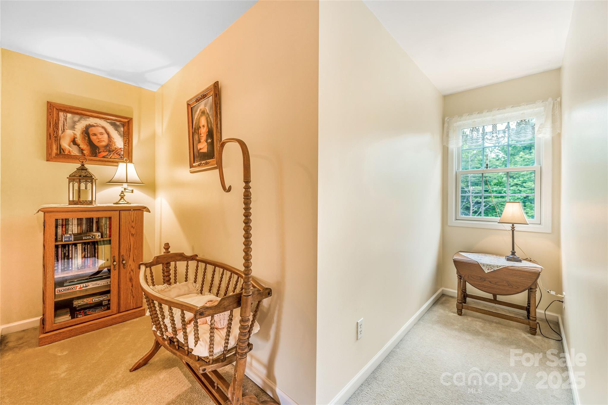 121 W Ashe Bridge Road W