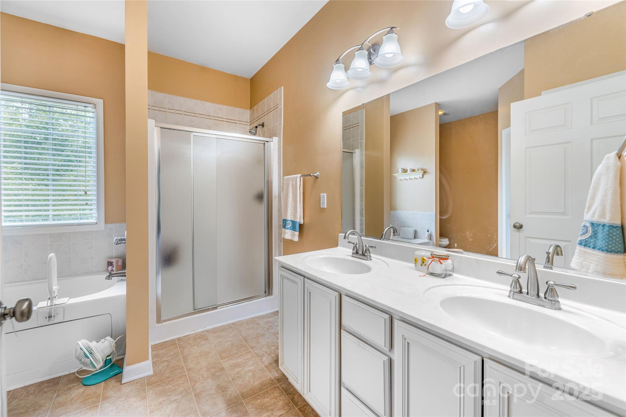 121 W Ashe Bridge Road W