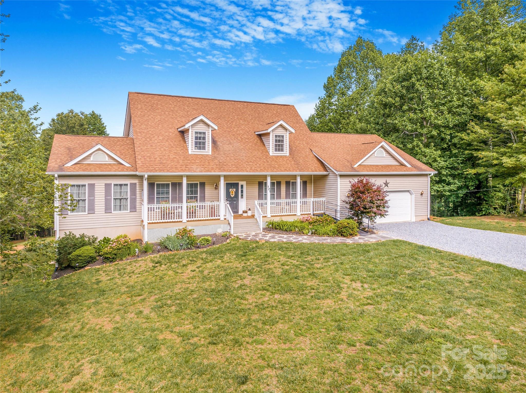 121 W Ashe Bridge Road W