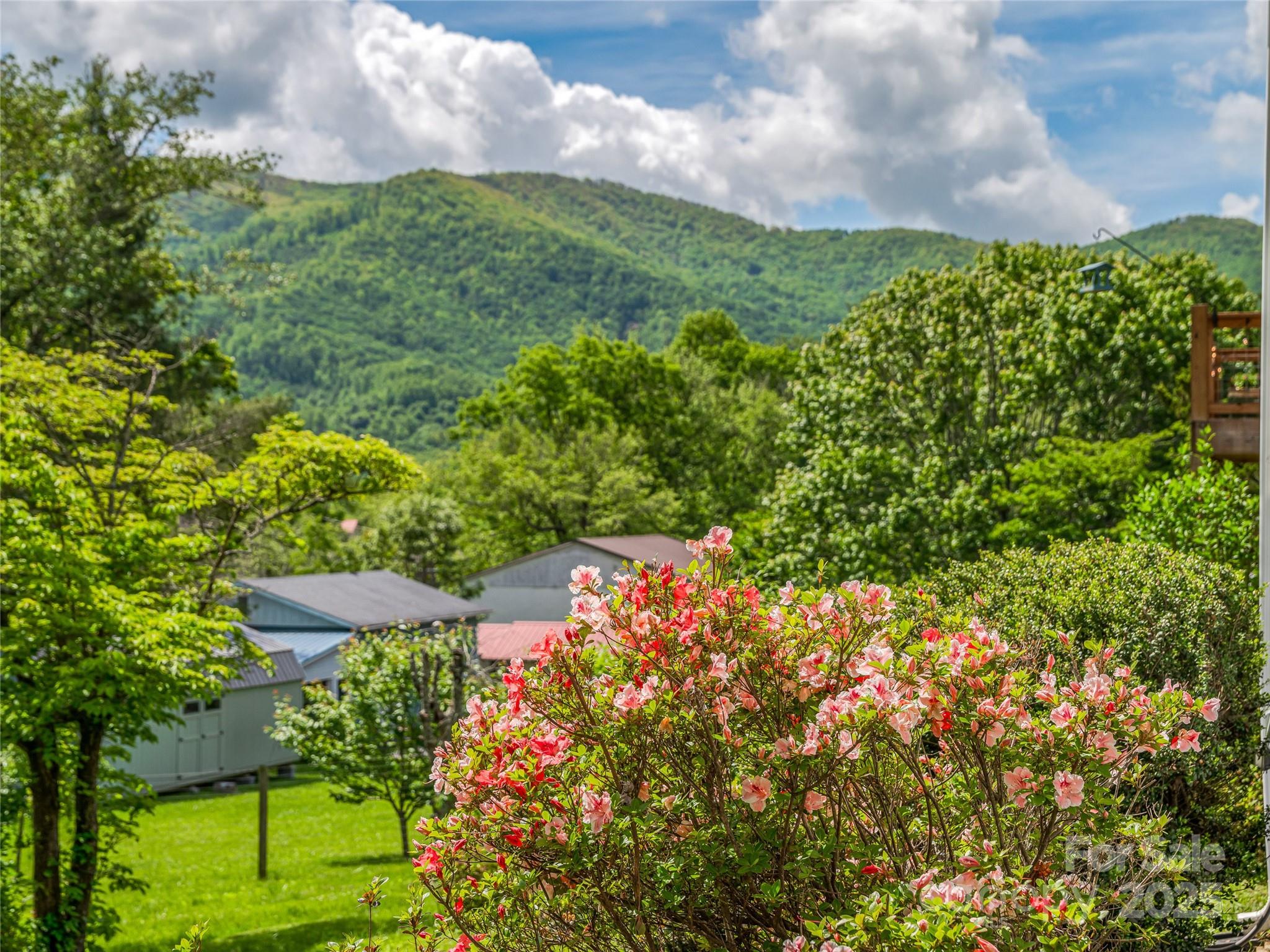 143 Mountain Crest Road