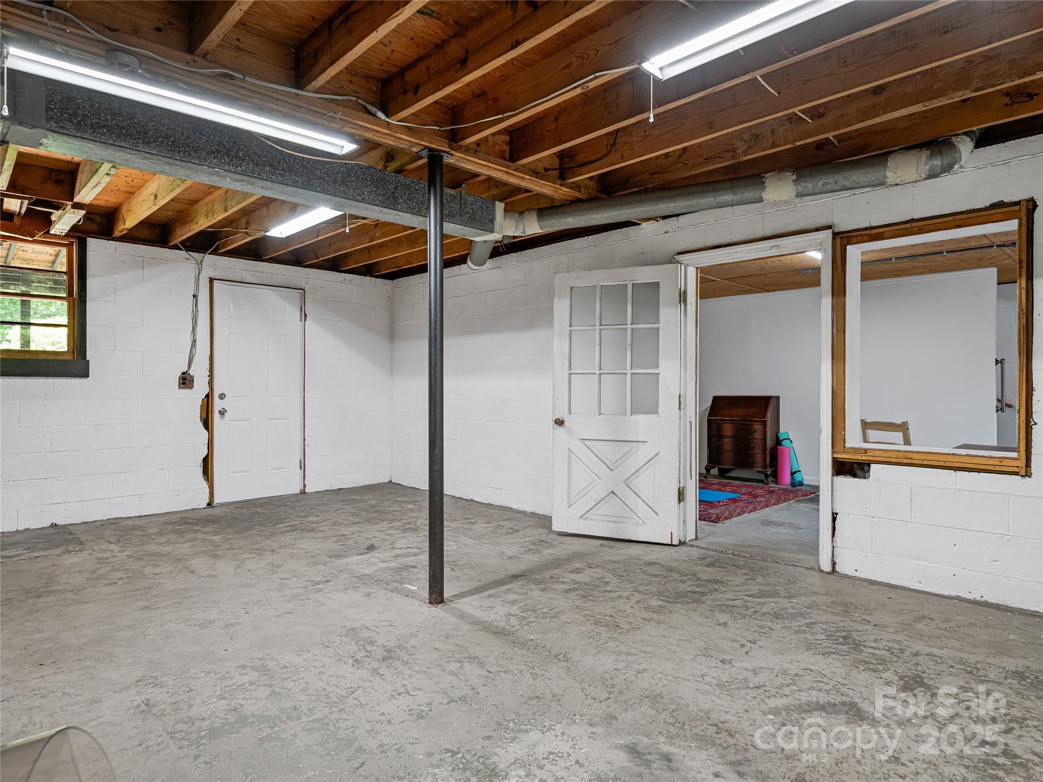 143 Mountain Crest Road