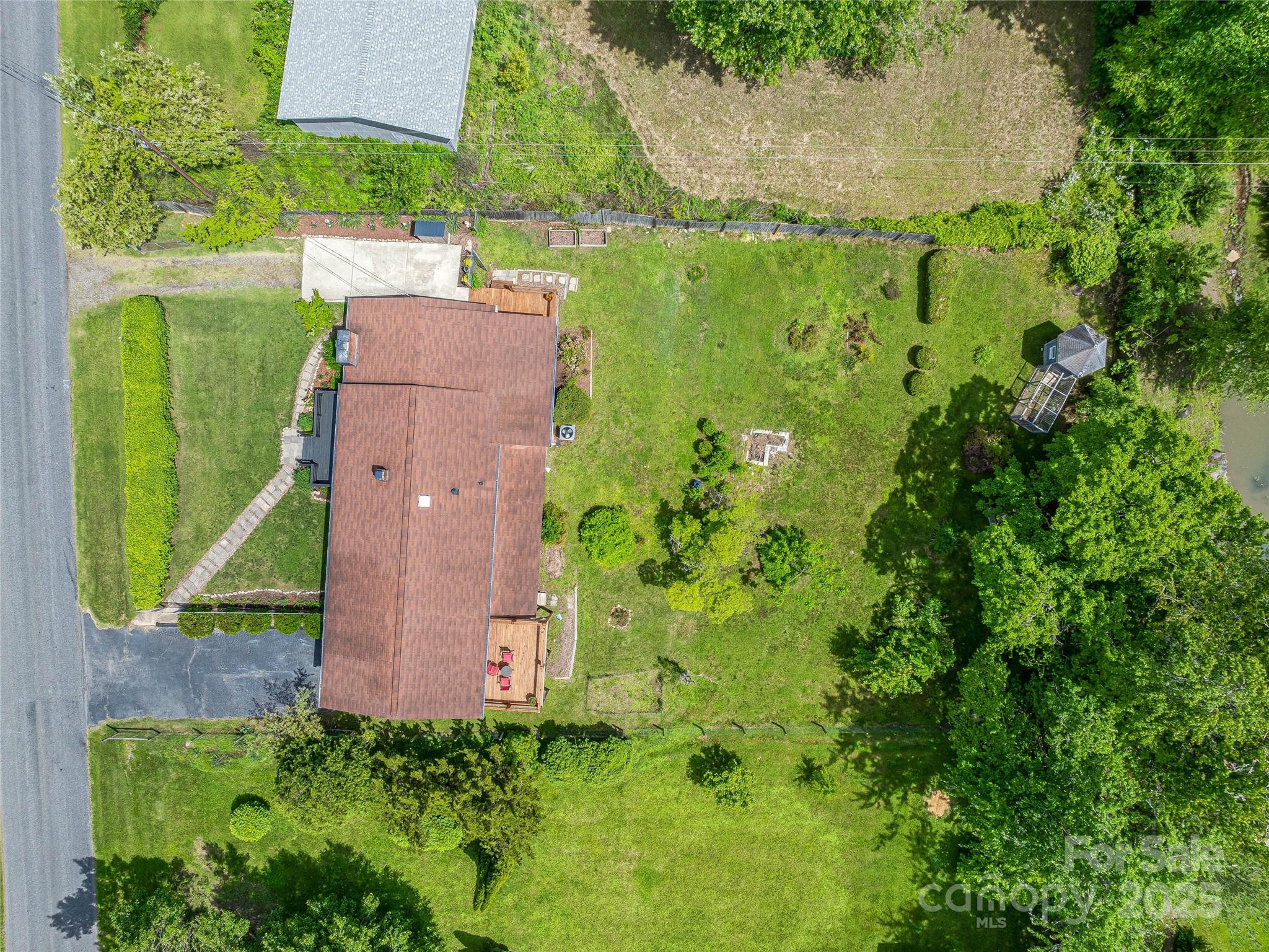 143 Mountain Crest Road