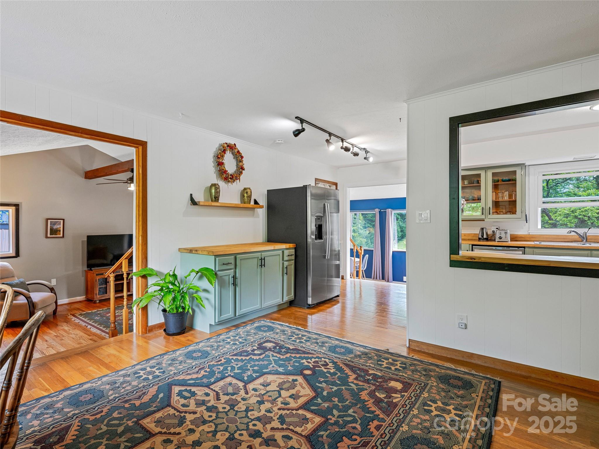 143 Mountain Crest Road