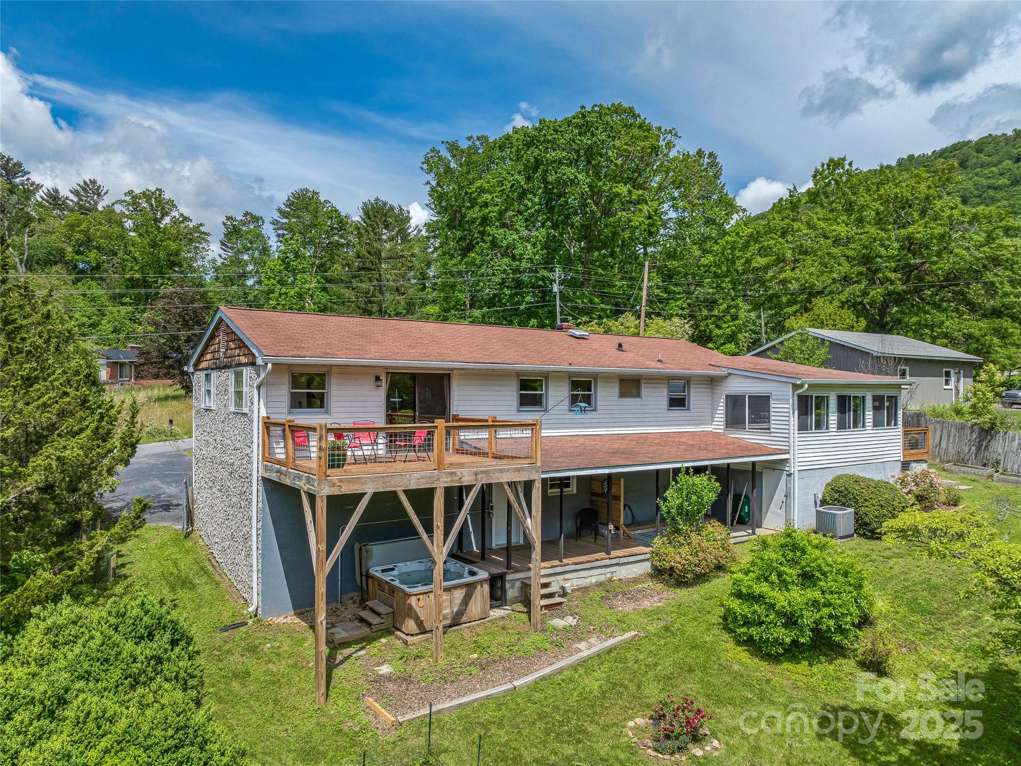 143 Mountain Crest Road