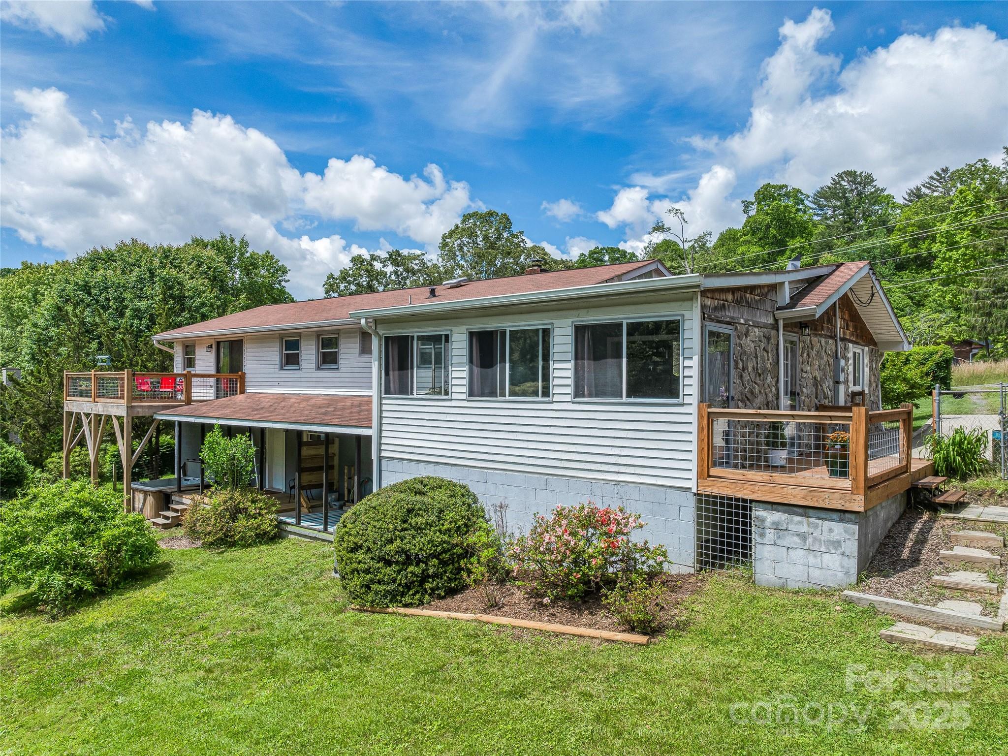 143 Mountain Crest Road