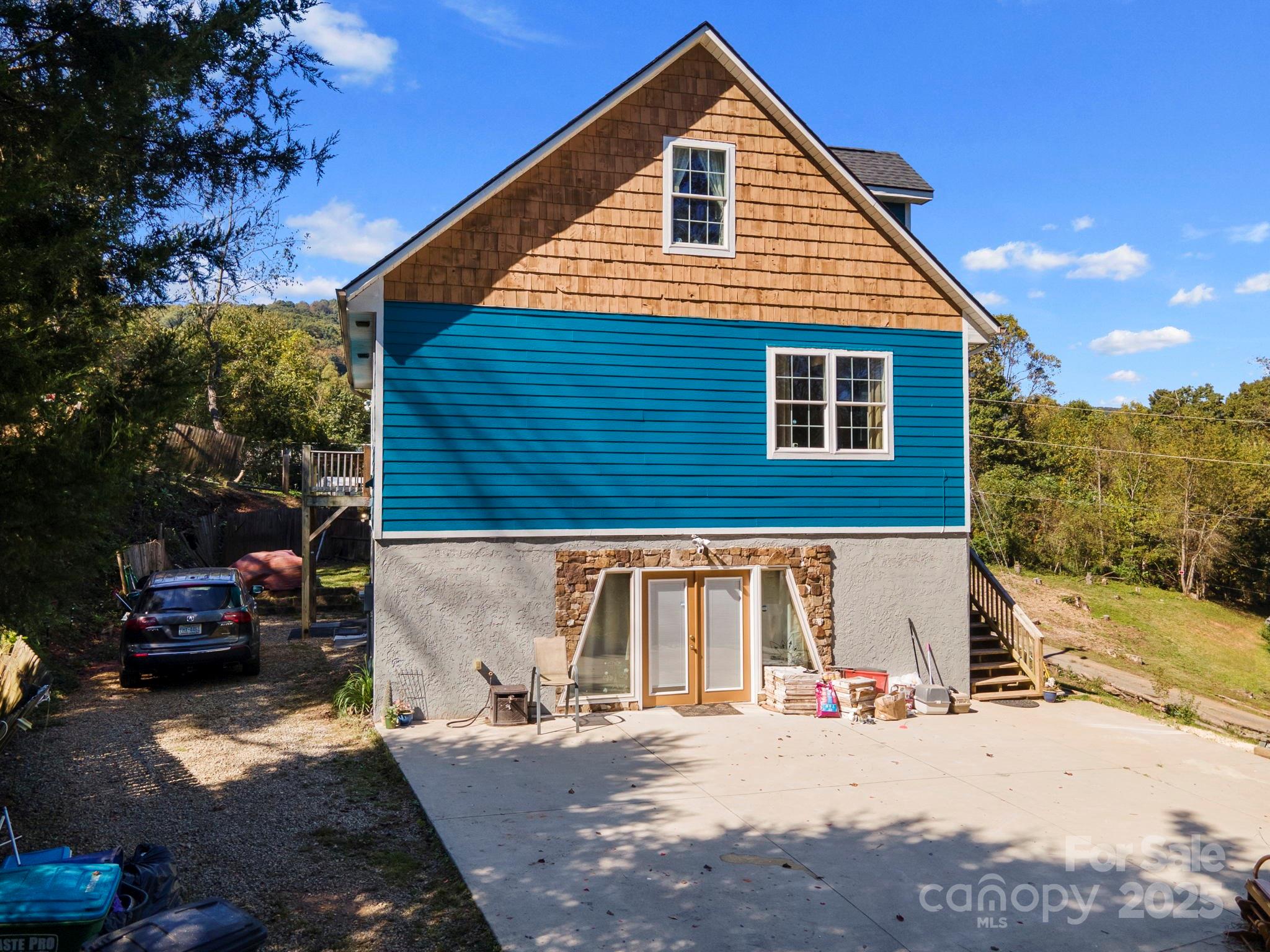 119 Aurora Vista Drive