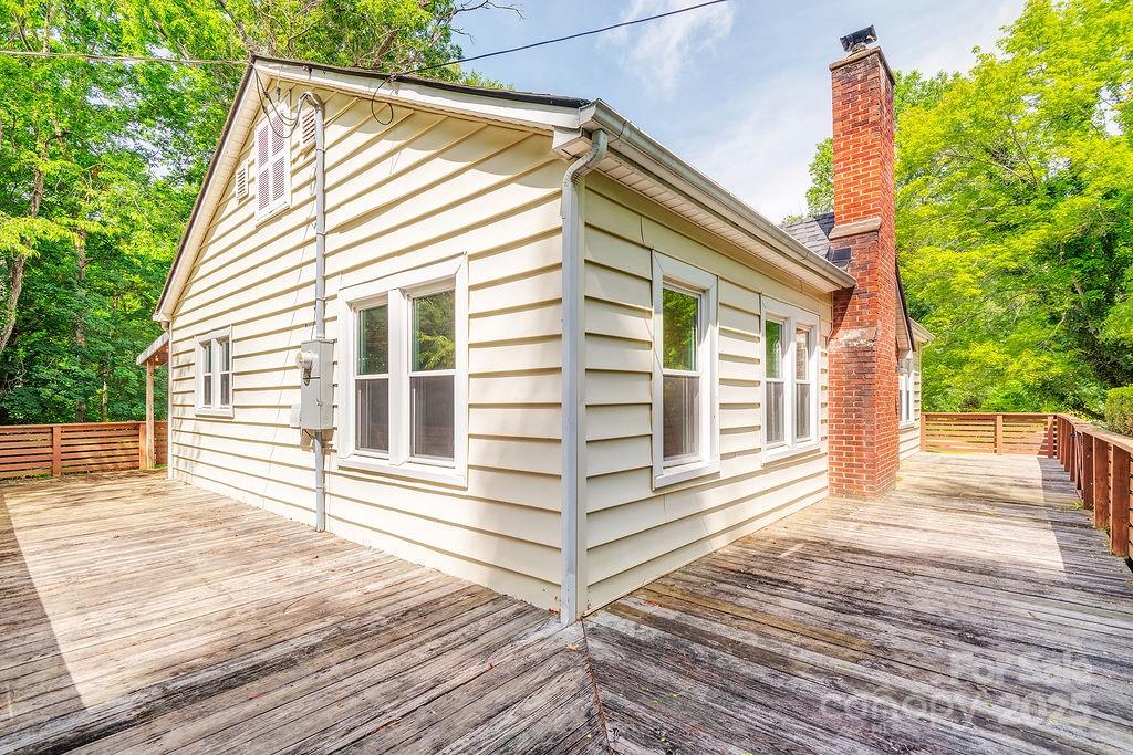 106 Shelburne Road