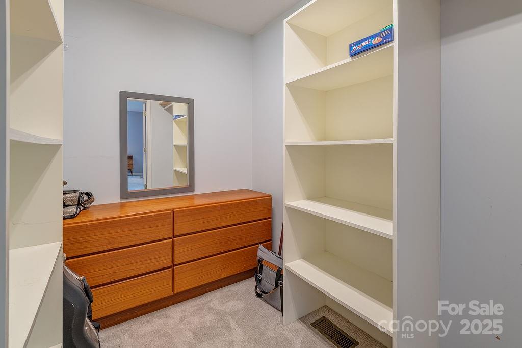 44 Samayoa Place