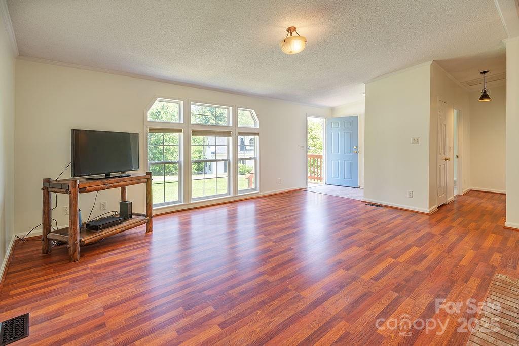 27 Jackson Cove Road