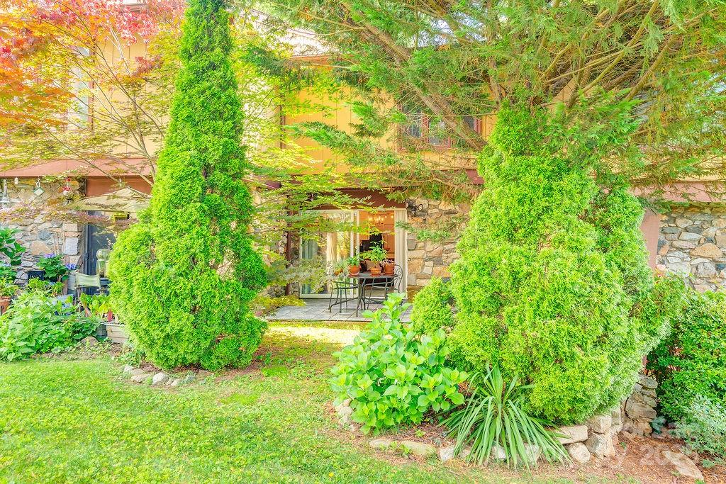 118 Colony Drive