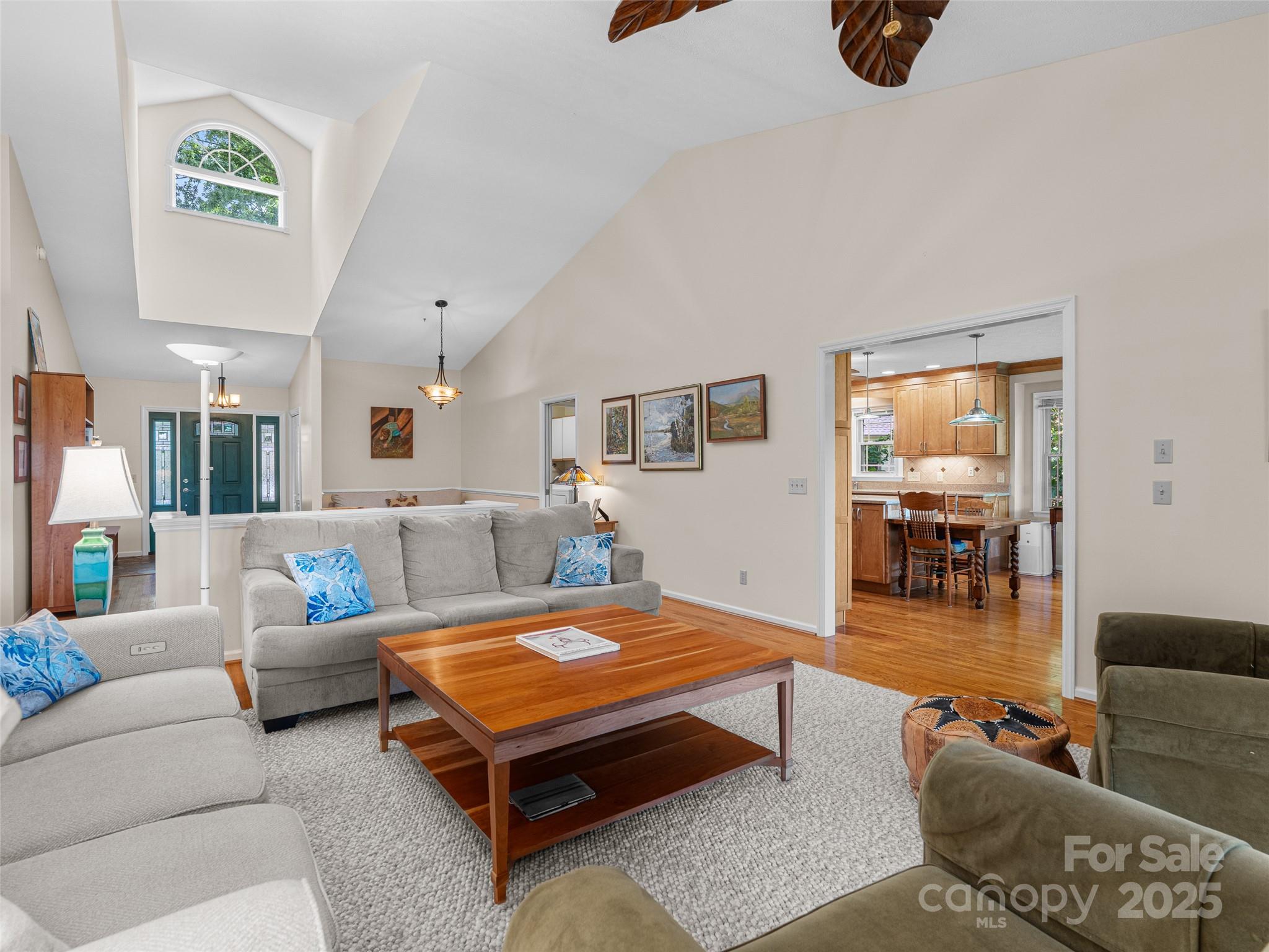 350 W Shay Circle