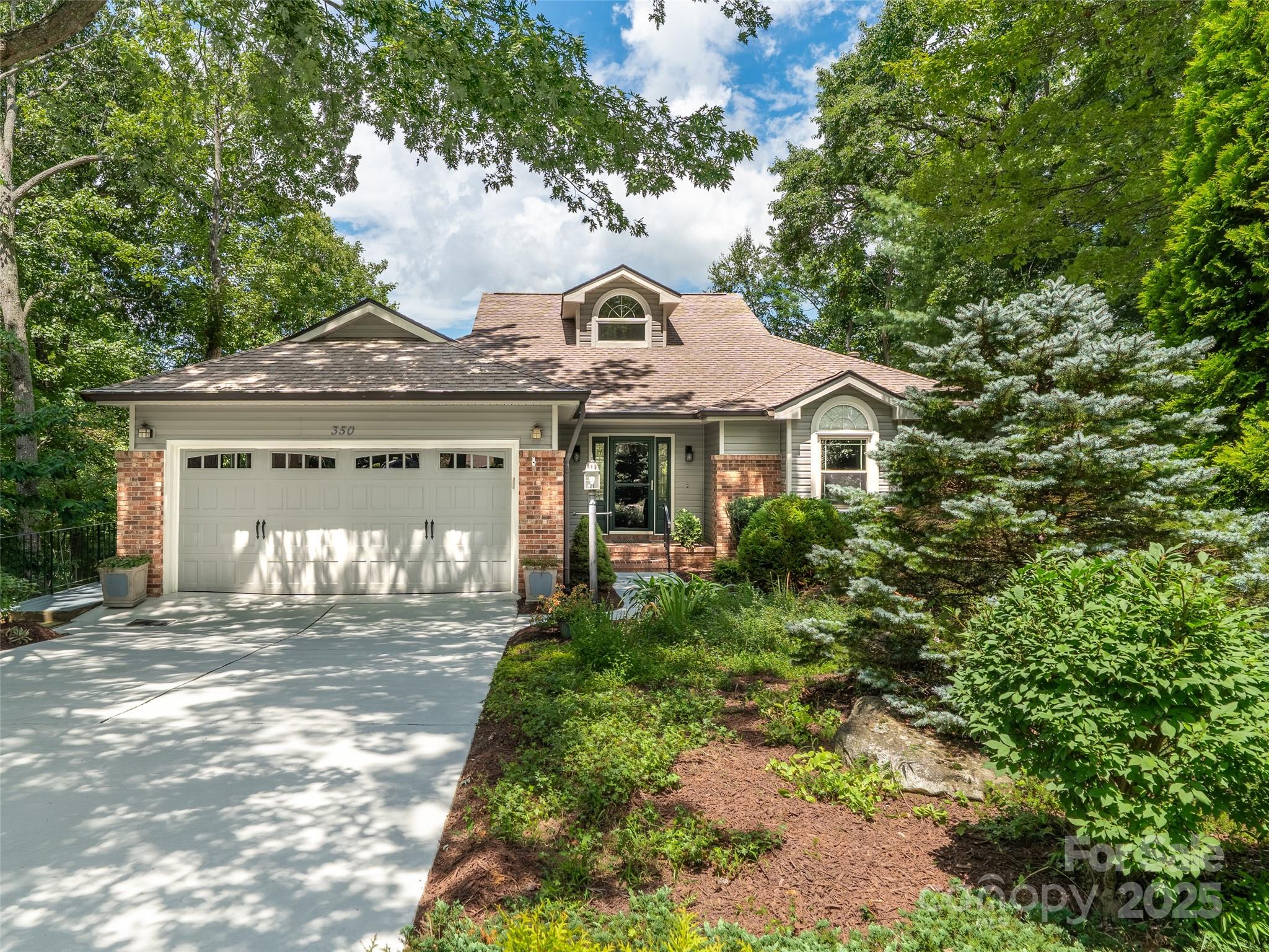350 W Shay Circle