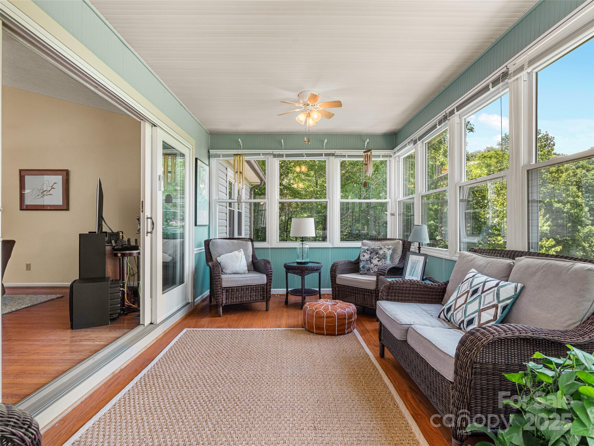 350 W Shay Circle