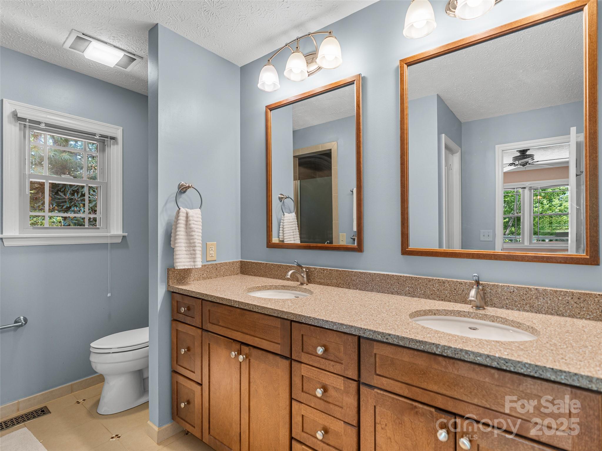 350 W Shay Circle