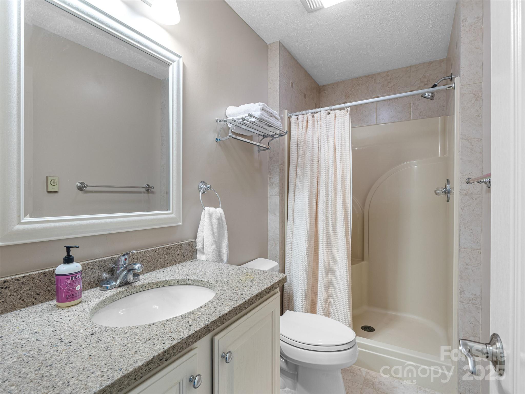 350 W Shay Circle