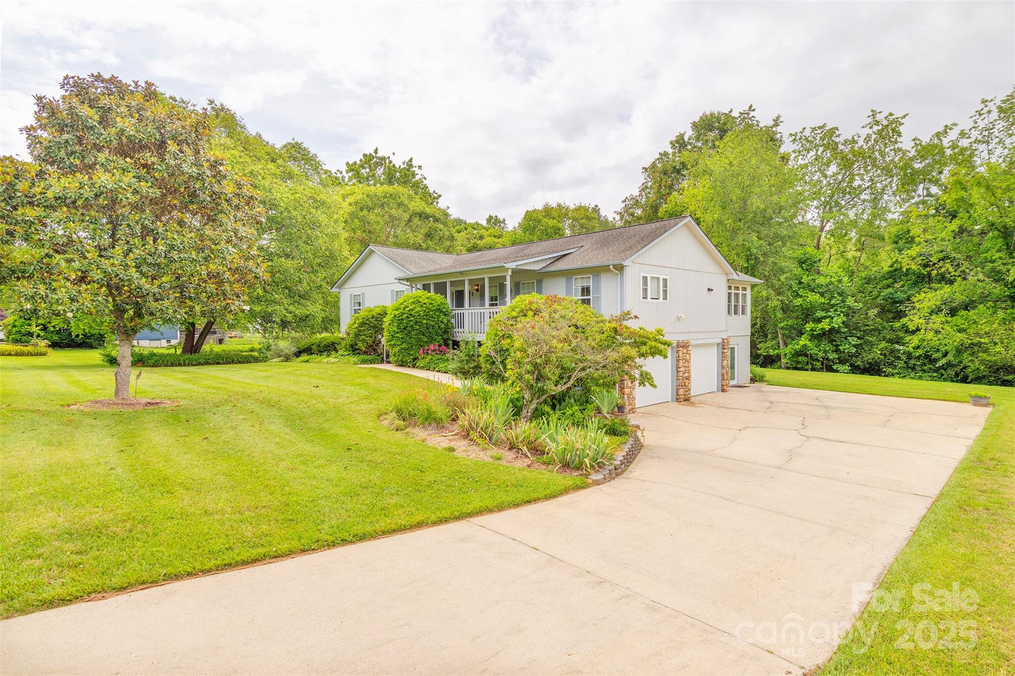 76 Woodland Hills Road