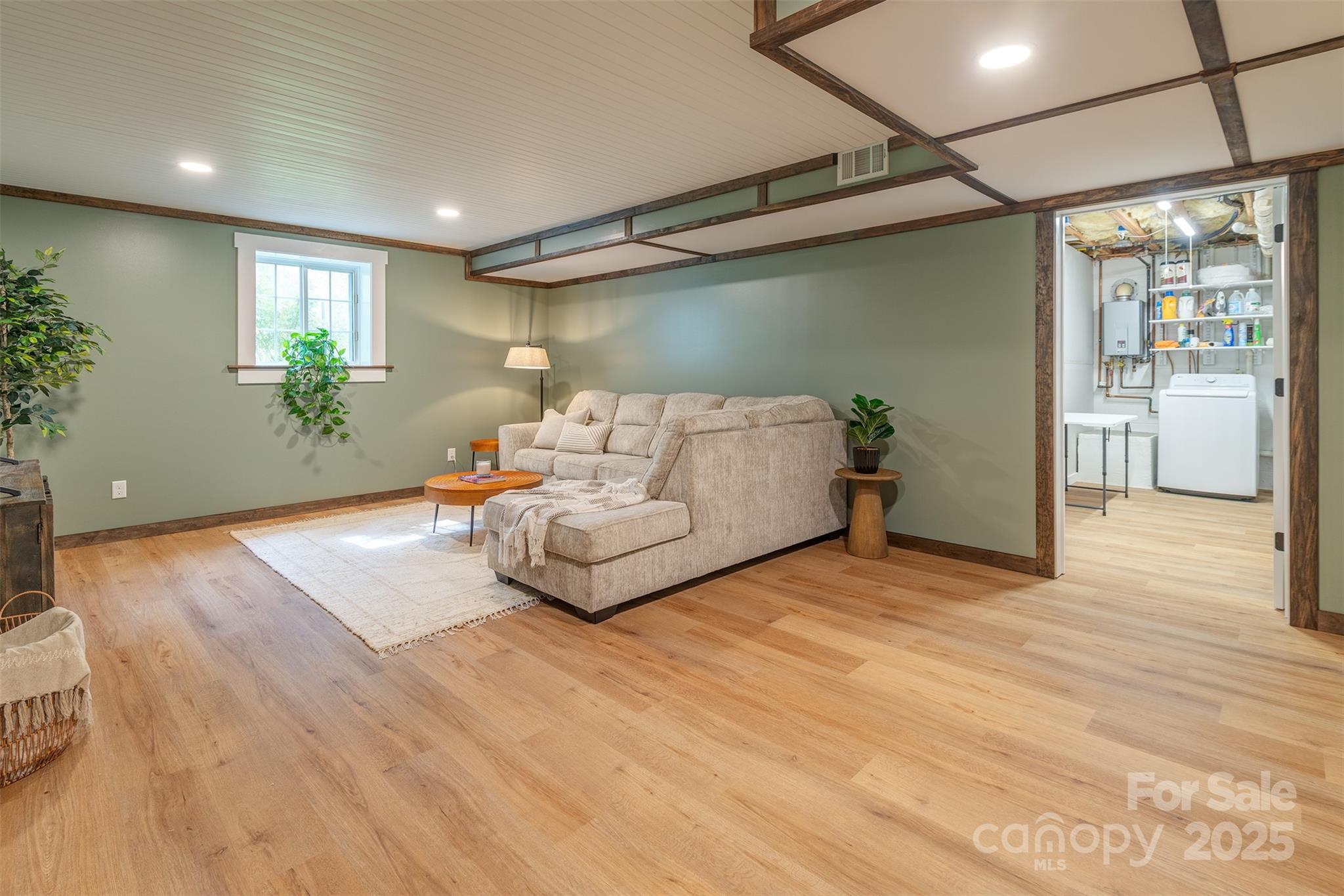 76 Woodland Hills Road