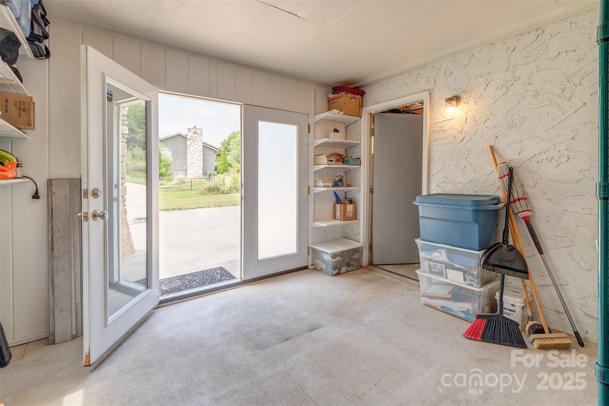 76 Woodland Hills Road
