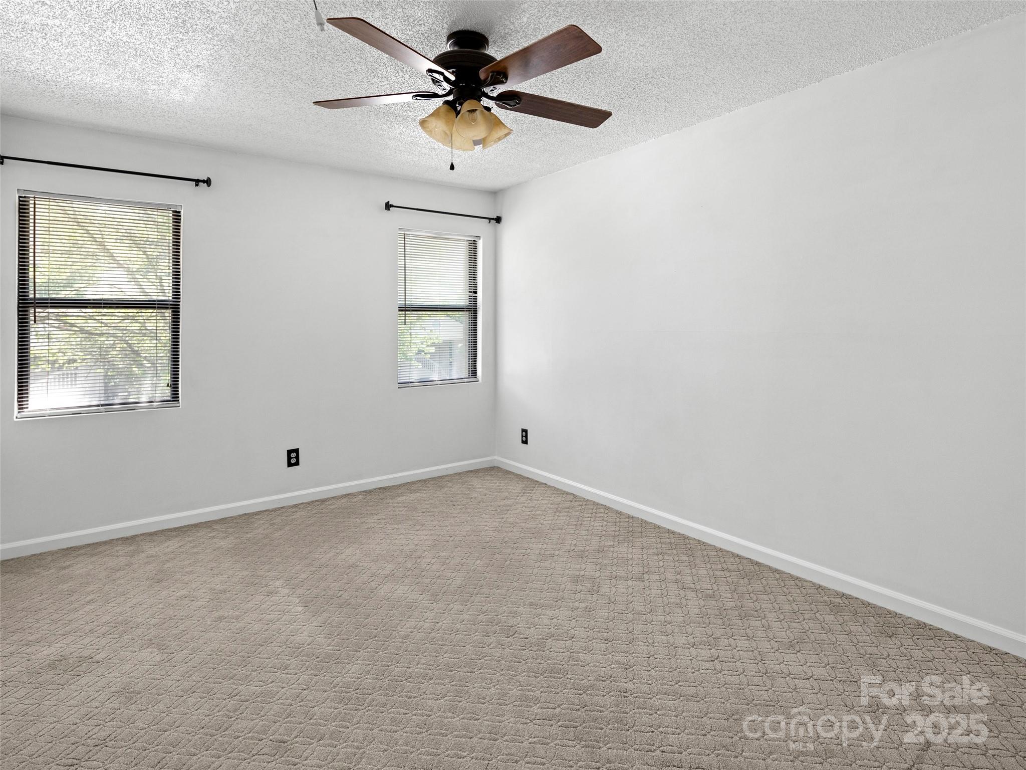 206 Abbey Circle