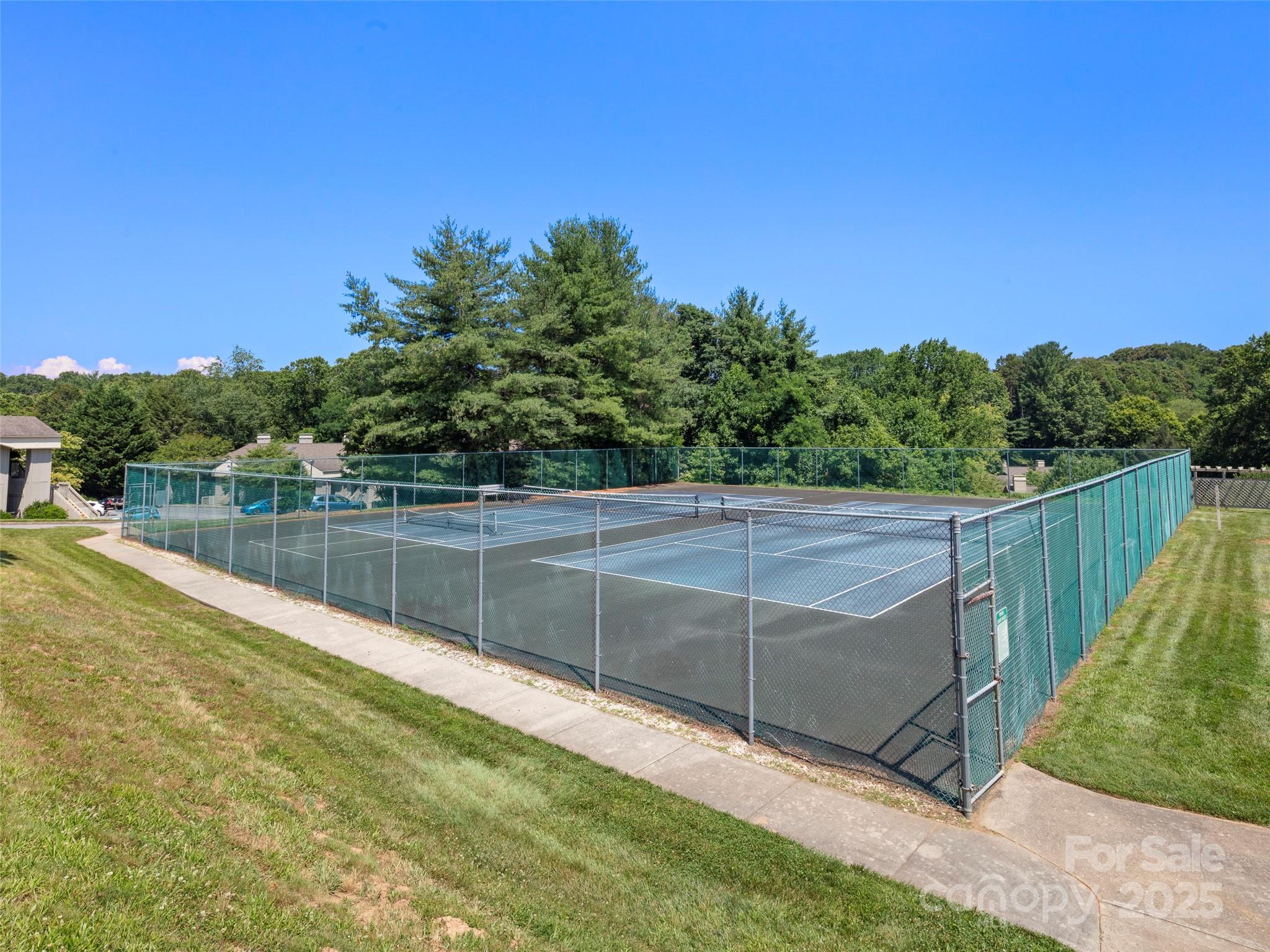 206 Abbey Circle