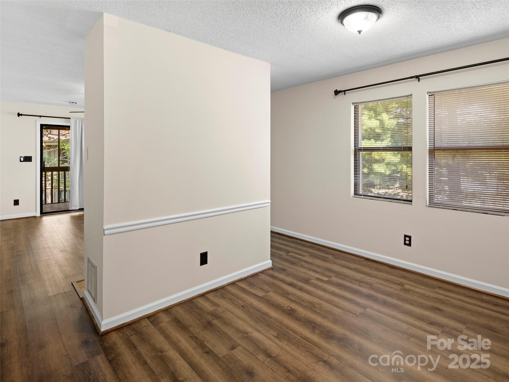 206 Abbey Circle