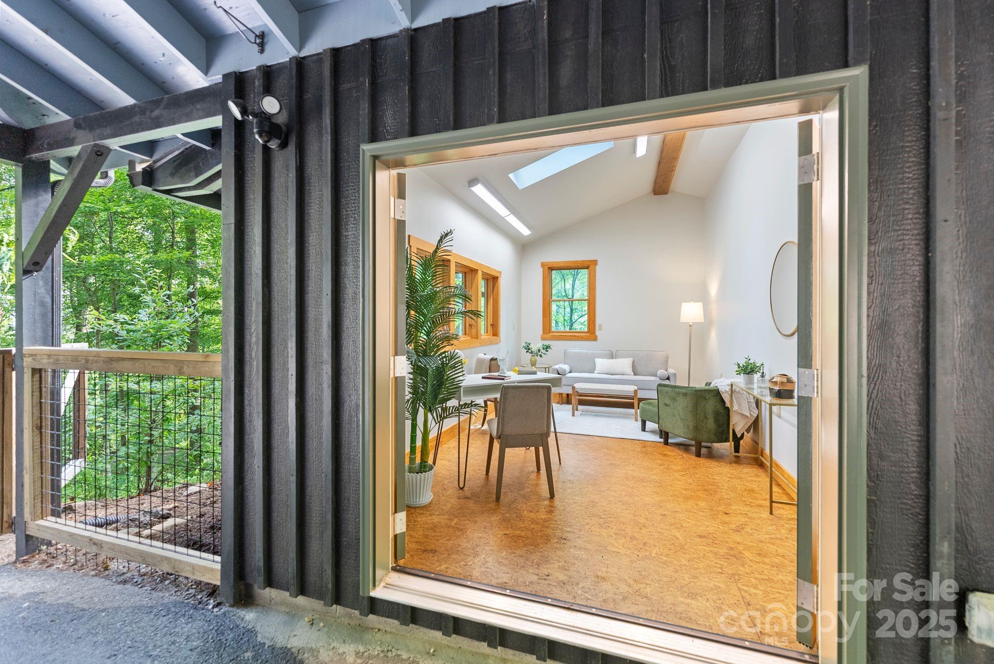 48 Black Oak Forest Road