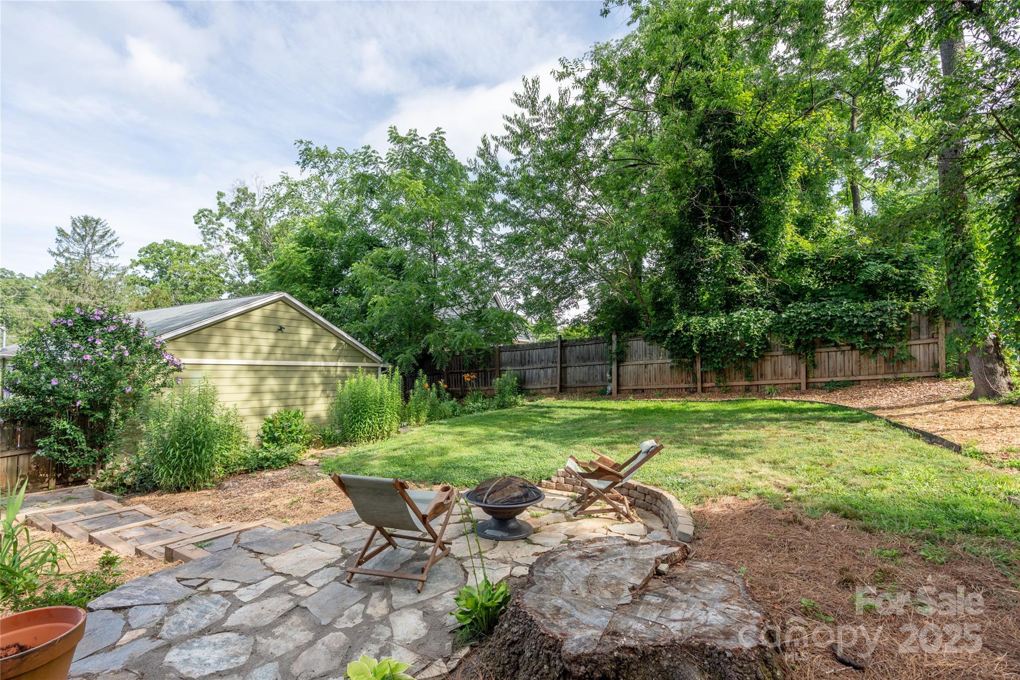 62 Rumbough Place