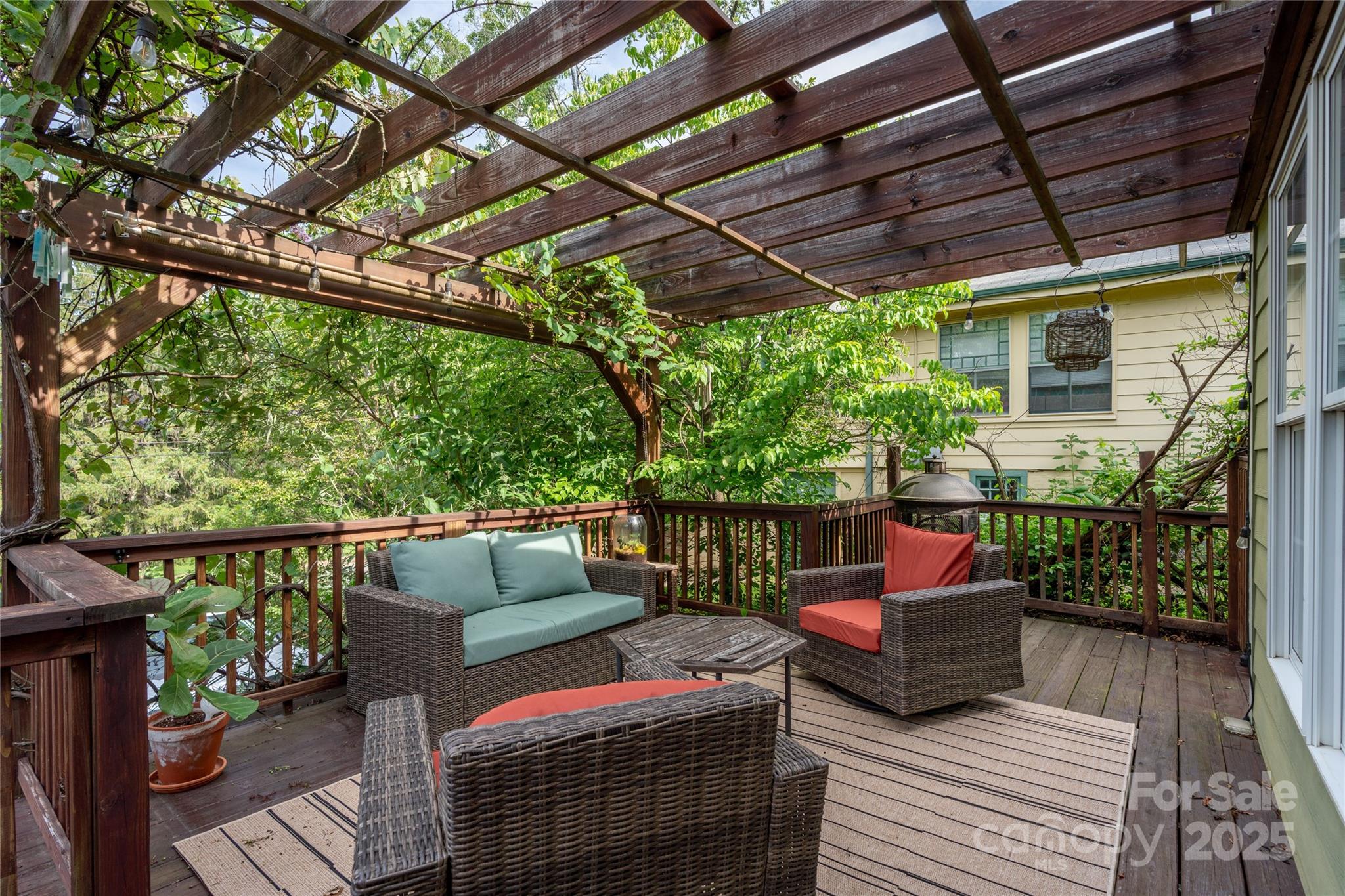 62 Rumbough Place