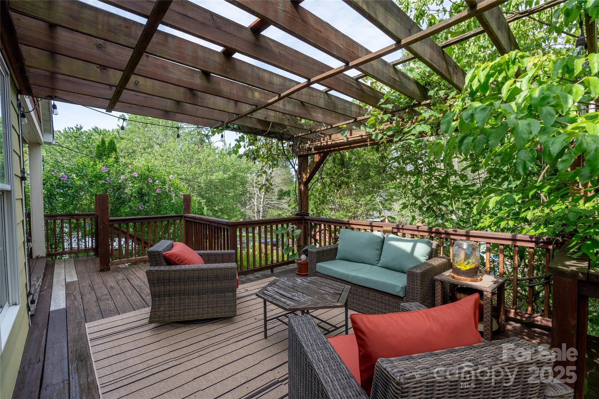 62 Rumbough Place