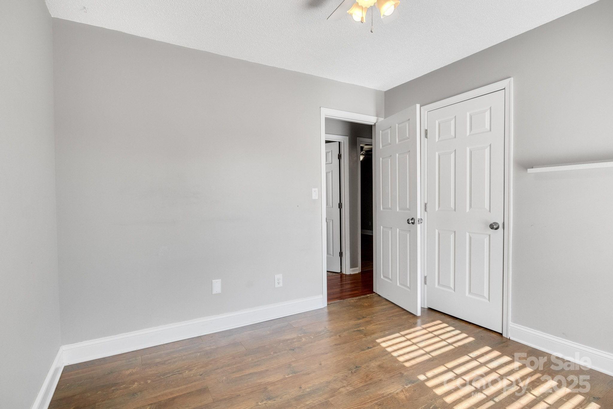 1012 Thorncrest Drive