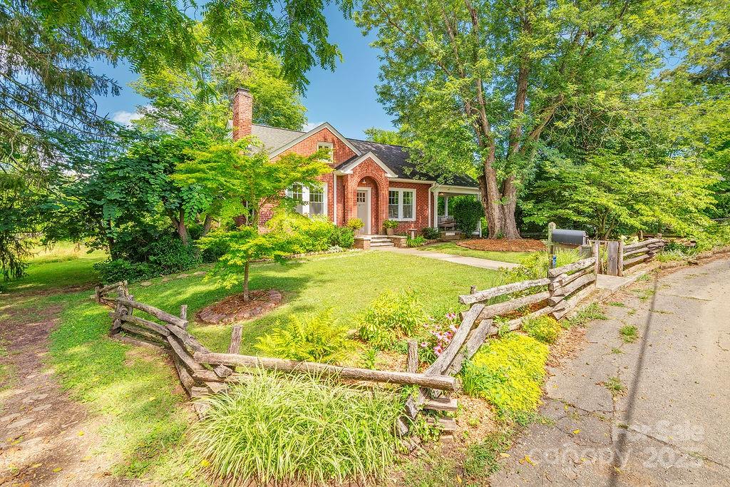 37 Lincoln Avenue