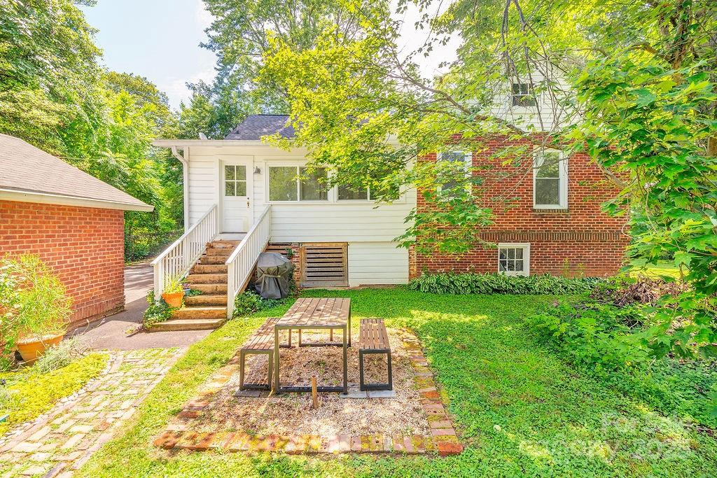 37 Lincoln Avenue