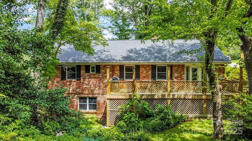 3 Stockwood Road