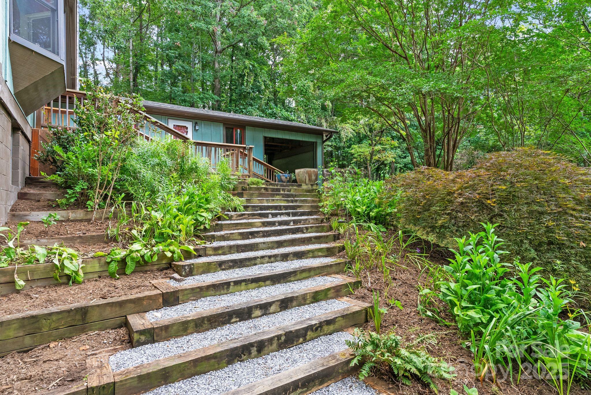 15 Mayfield Road