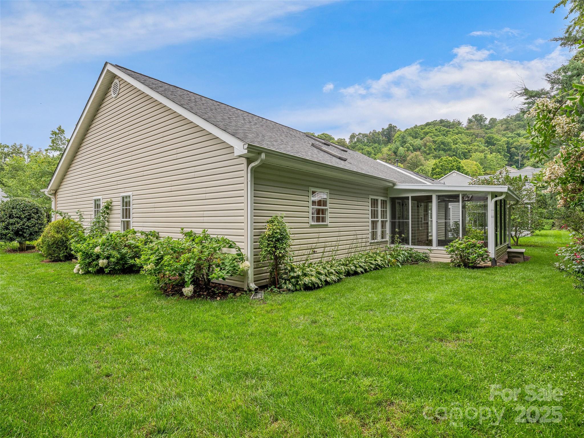 63 Stonebridge Drive