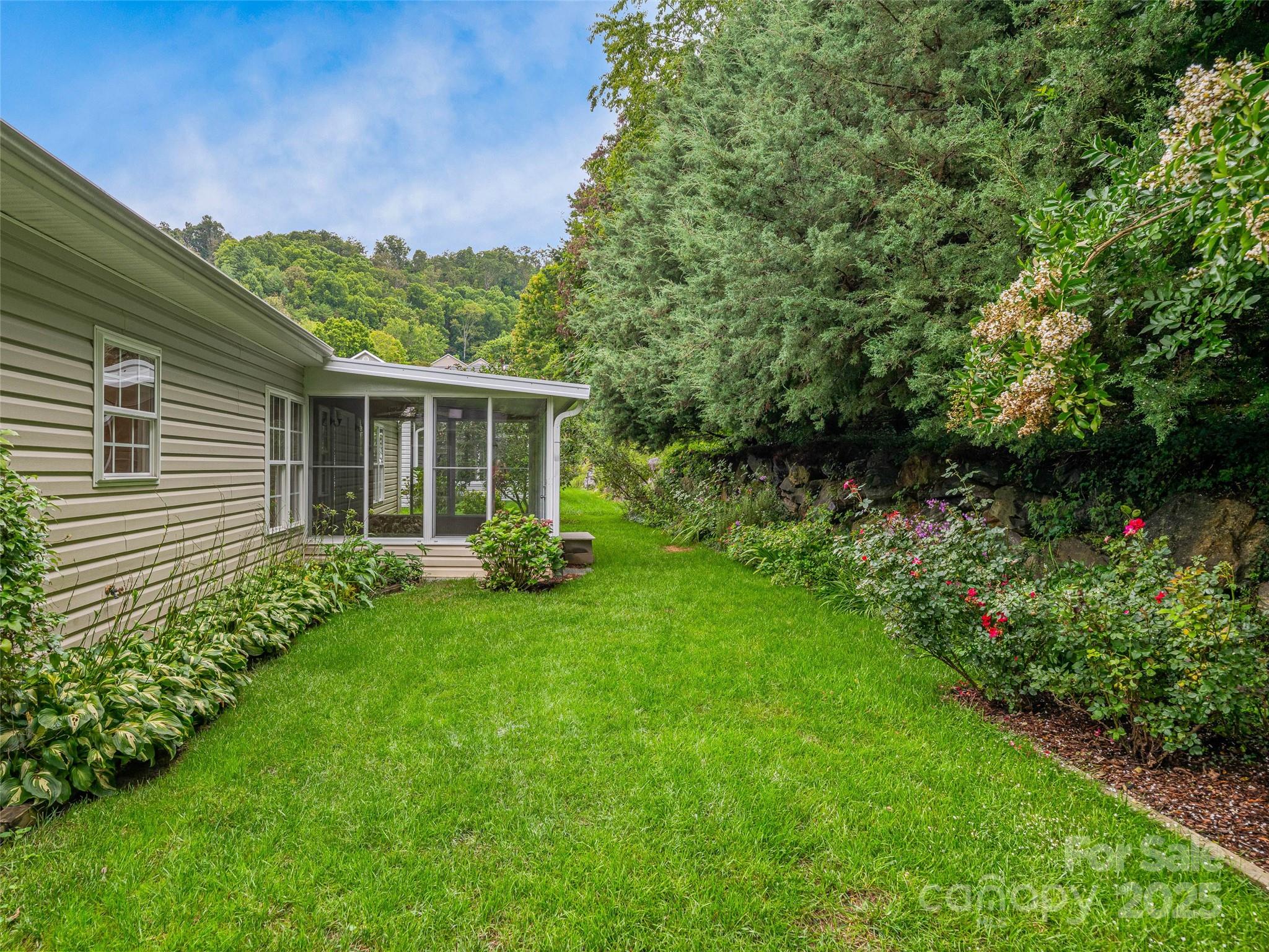 63 Stonebridge Drive