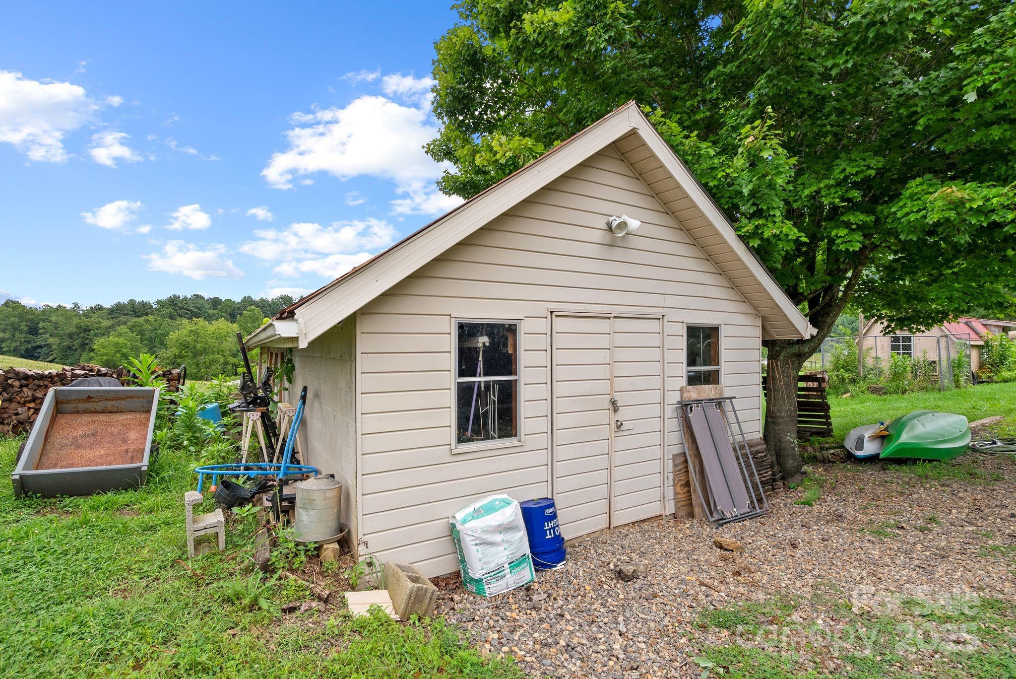 61 Brooks Branch Road