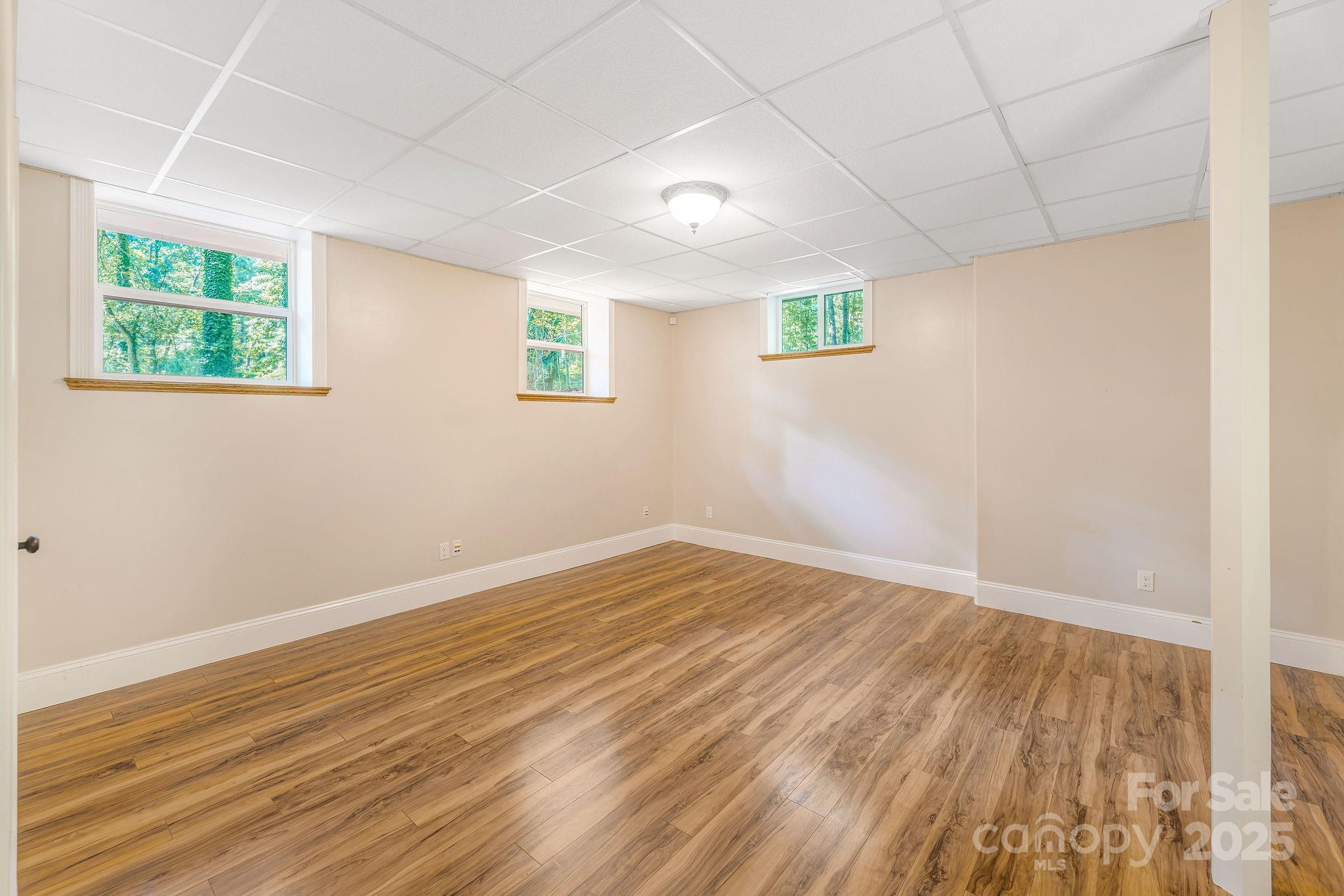 87 Crows Nest Road