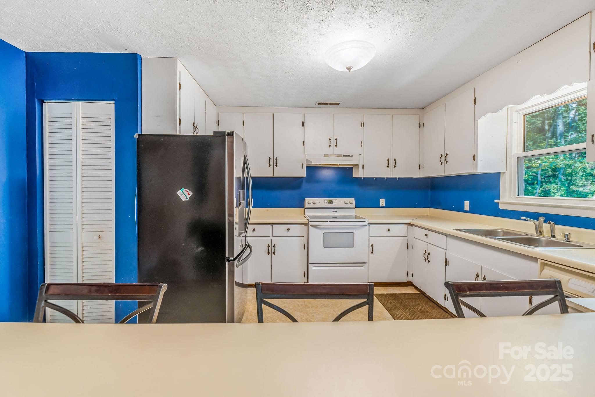87 Crows Nest Road