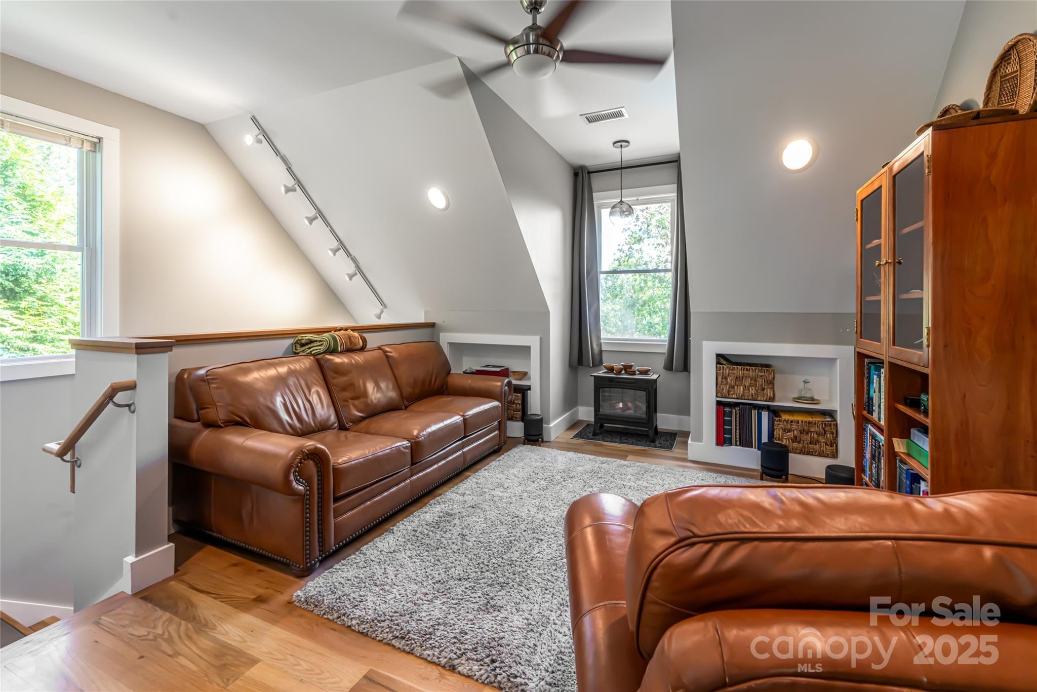 80 Boone Trail