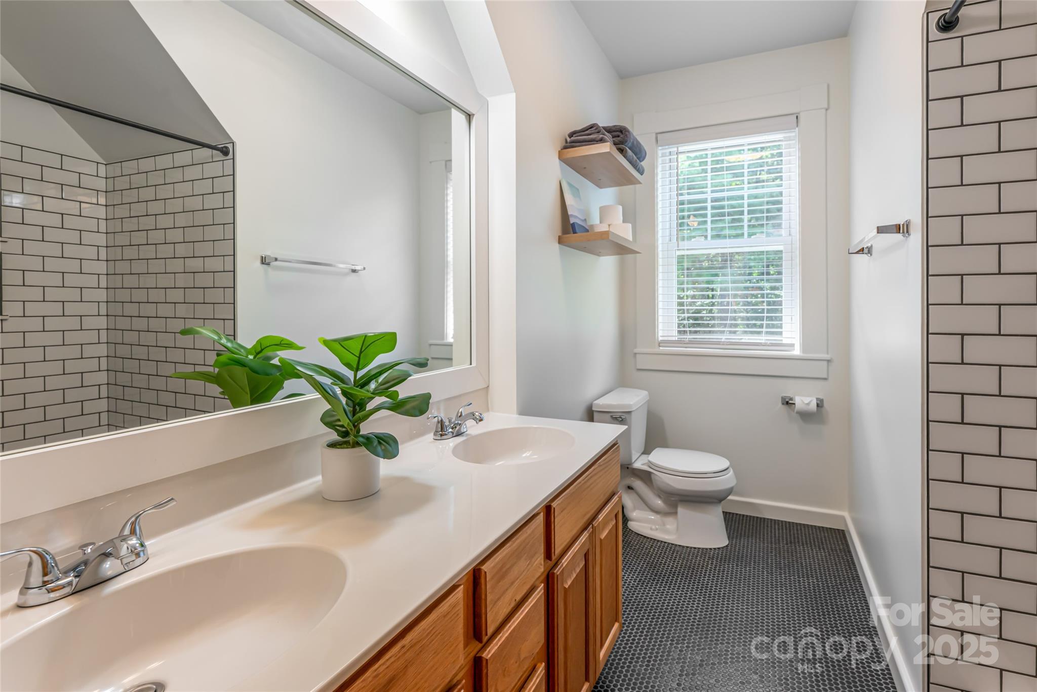 80 Boone Trail