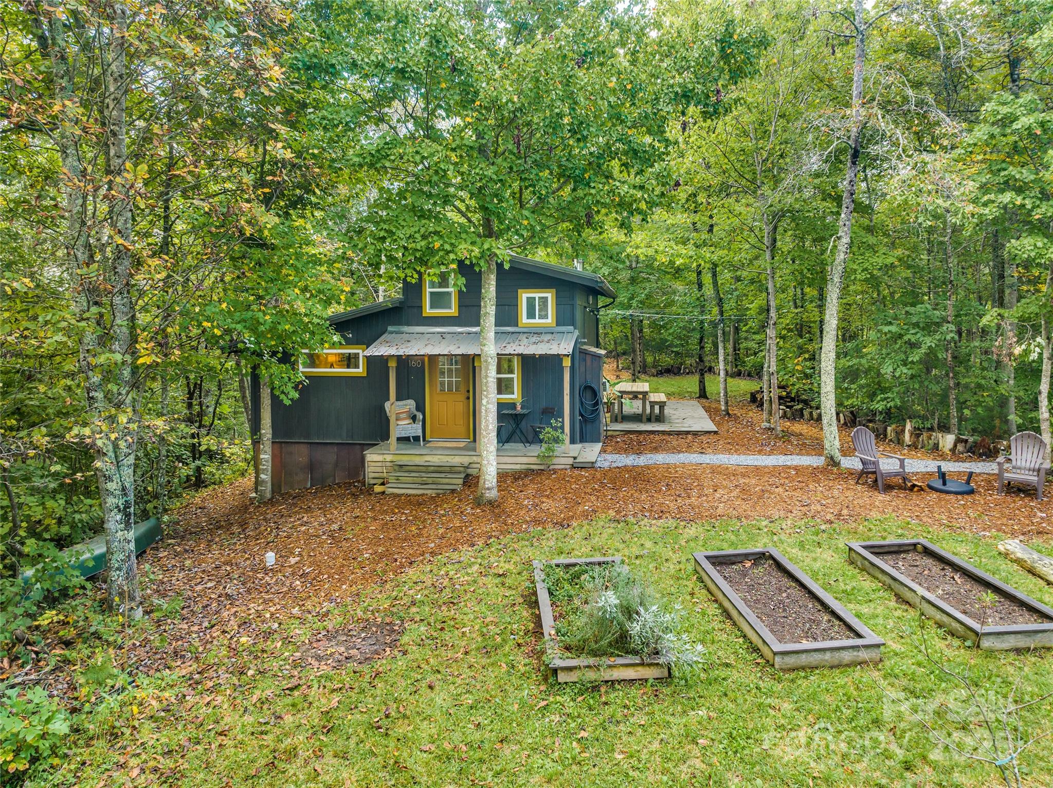 160 ivy bluffs Road