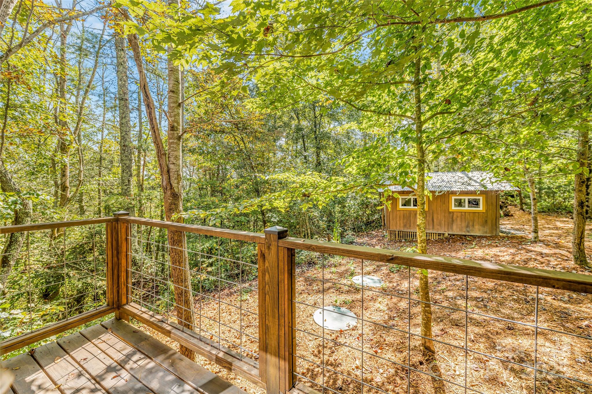 160 ivy bluffs Road