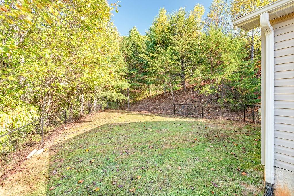 6 Clark Meadow Lane