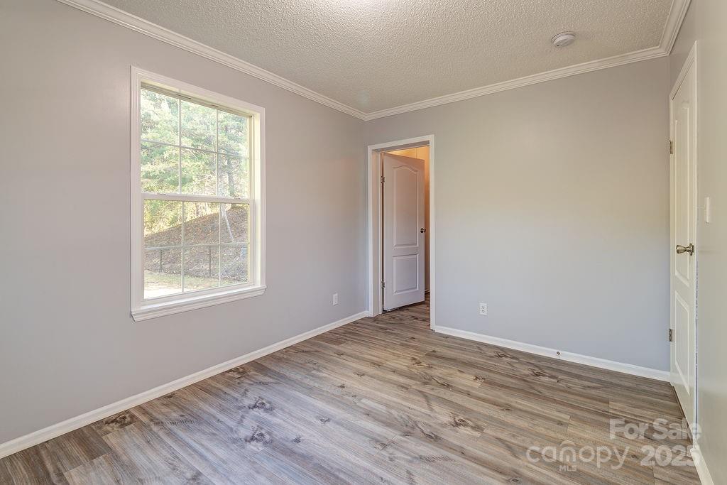 6 Clark Meadow Lane