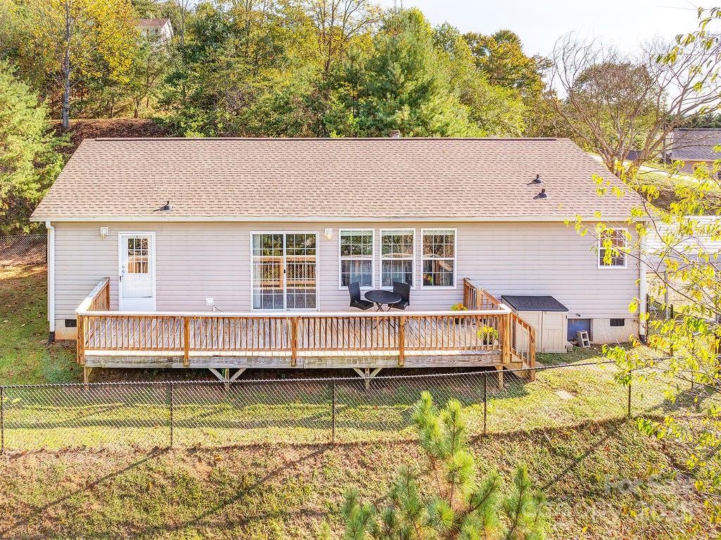 6 Clark Meadow Lane